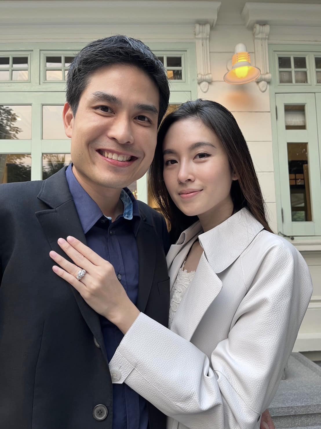 ปอย ตรีชฎา เปลี่ยนมาใช้นามสกุล โอ๊ค ภควา เรียบร้อยแล้ว ปอย ตรีชฎา เปลี่ยนมาใช้นามสกุล โอ๊ค ภควา เรียบร้อยแล้ว