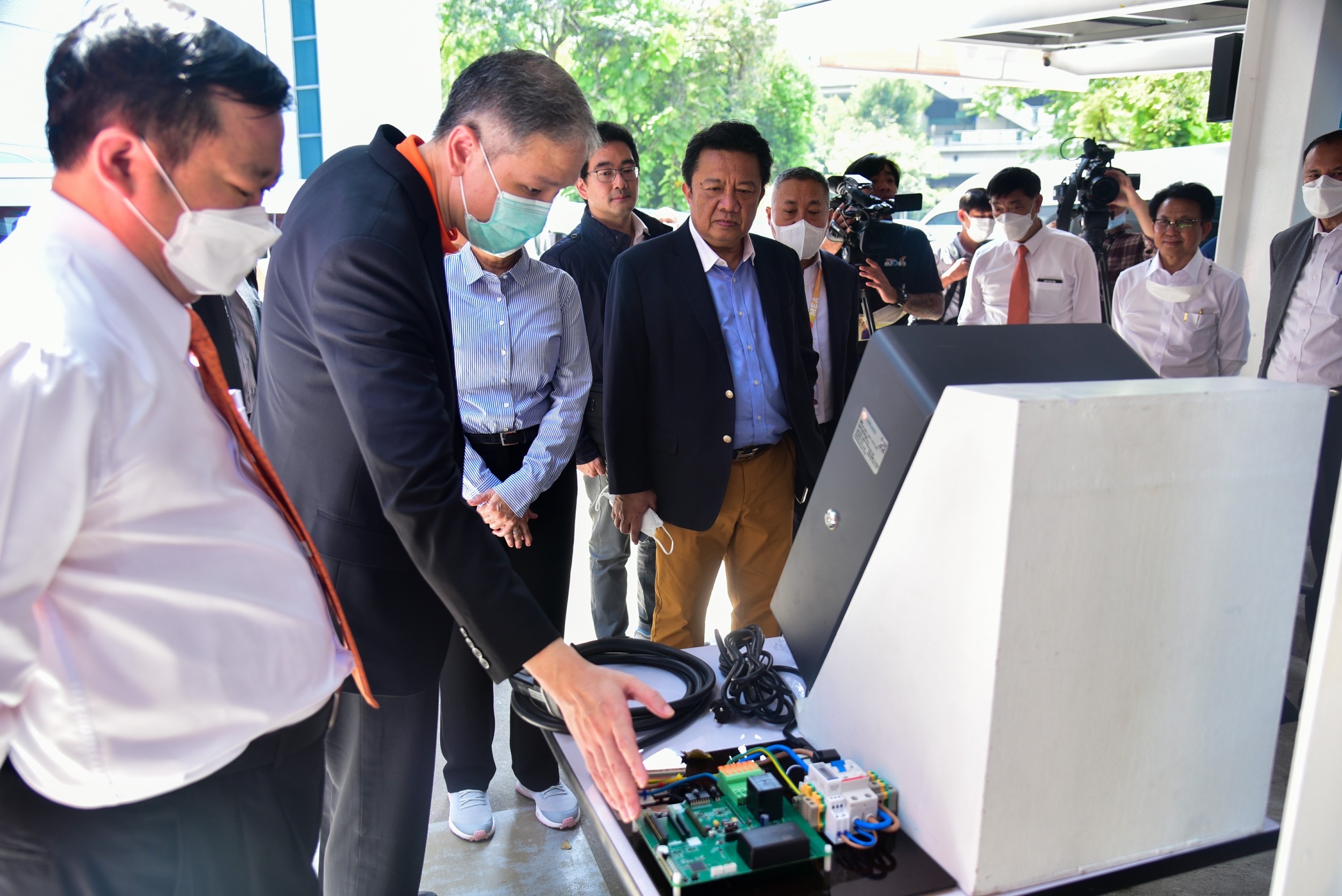 คณะกรรมการ MEA ลงพื้นที่ติดตามเยี่ยมชมศักยภาพด้านระบบไฟฟ้าของ MEA คณะกรรมการ MEA ลงพื้นที่ติดตามเยี่ยมชมศักยภาพด้านระบบไฟฟ้าของ MEA