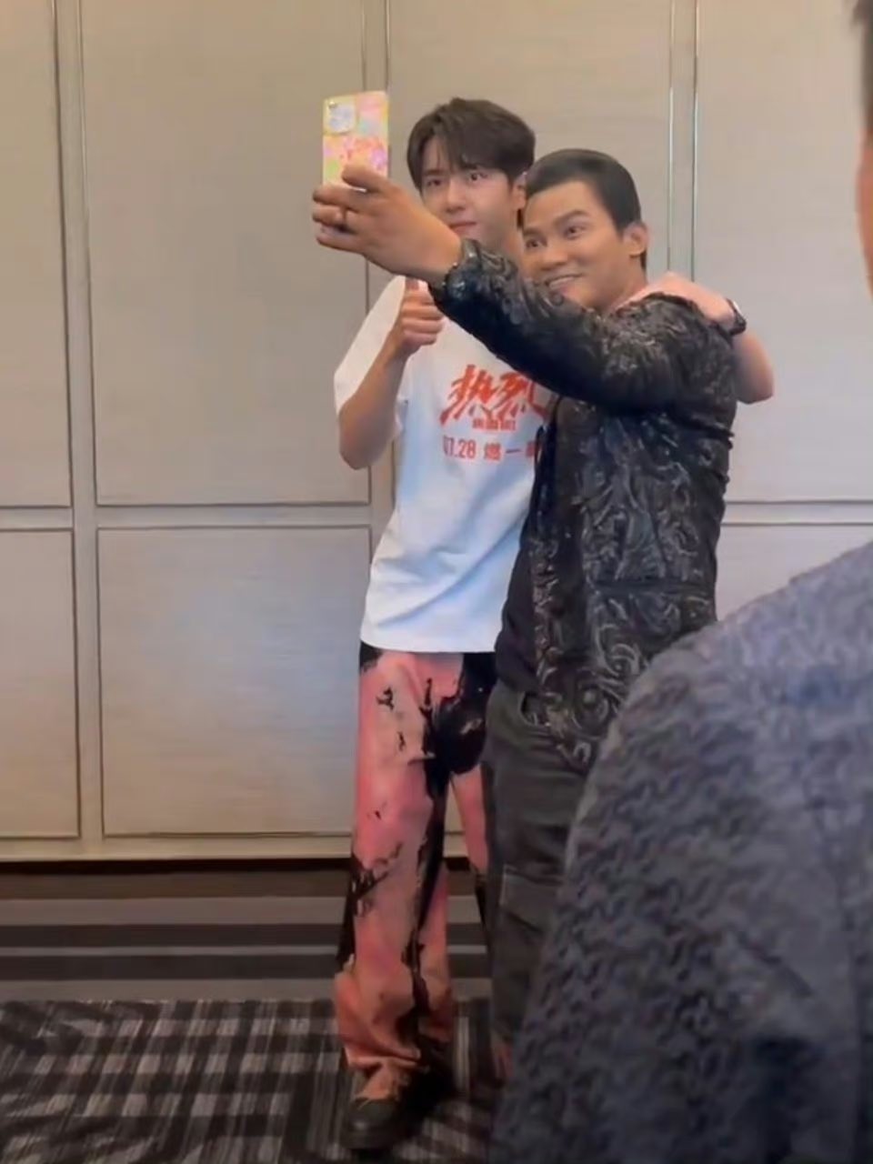 ฟินทุกฝ่าย!! 'หวังอี้ป๋อ' ปะทะ 'จา พนม' พบปะแฟนคลับไทยใกล้ชิด ฟินทุกฝ่าย!! 'หวังอี้ป๋อ' ปะทะ 'จา พนม' พบปะแฟนคลับไทยใกล้ชิด