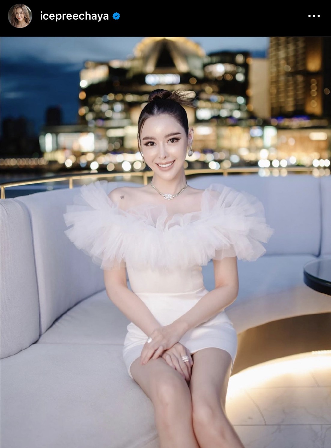 ไอซ์ ปรีชญา ควง คุณแม่บังอร เปิดใจเล่ามรสุมหนัก ยอมรับคิดน้อยและเครียด ไอซ์ ปรีชญา ควง คุณแม่บังอร เปิดใจเล่ามรสุมหนัก ยอมรับคิดน้อยและเครียด
