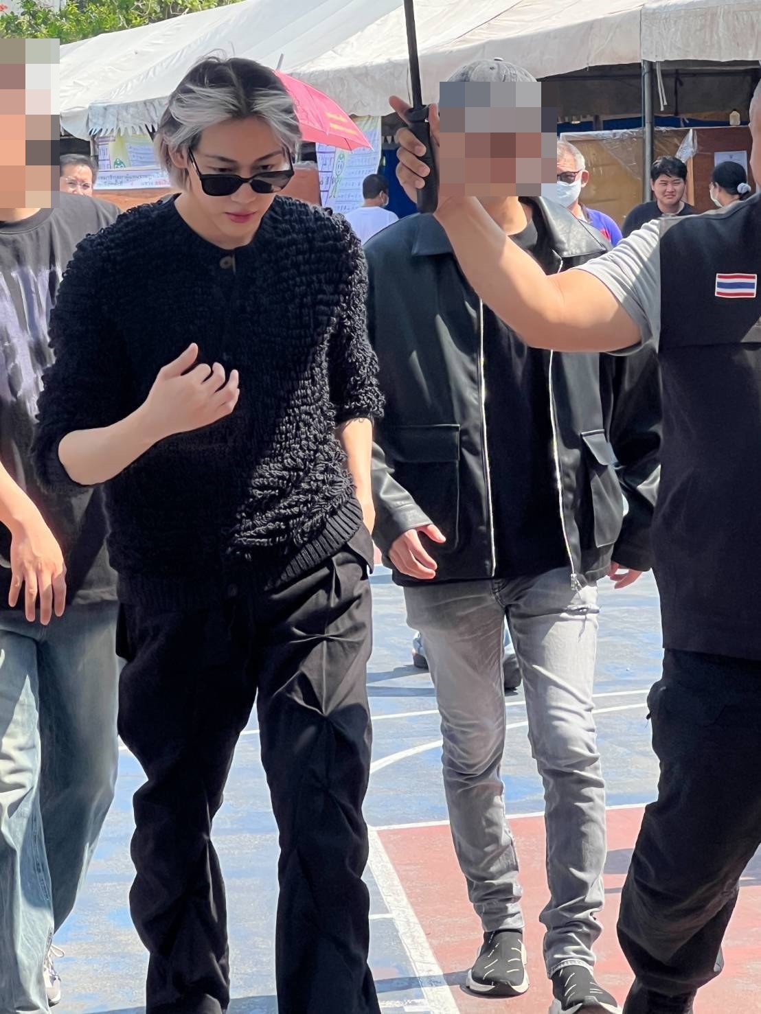 แบมแบม GOT7-ไมค์ พิรัชต์ บินลัดฟ้า มาเข้าคูหาใช้สิทธิเลือกตั้ง แบมแบม GOT7-ไมค์ พิรัชต์ บินลัดฟ้า มาเข้าคูหาใช้สิทธิเลือกตั้ง