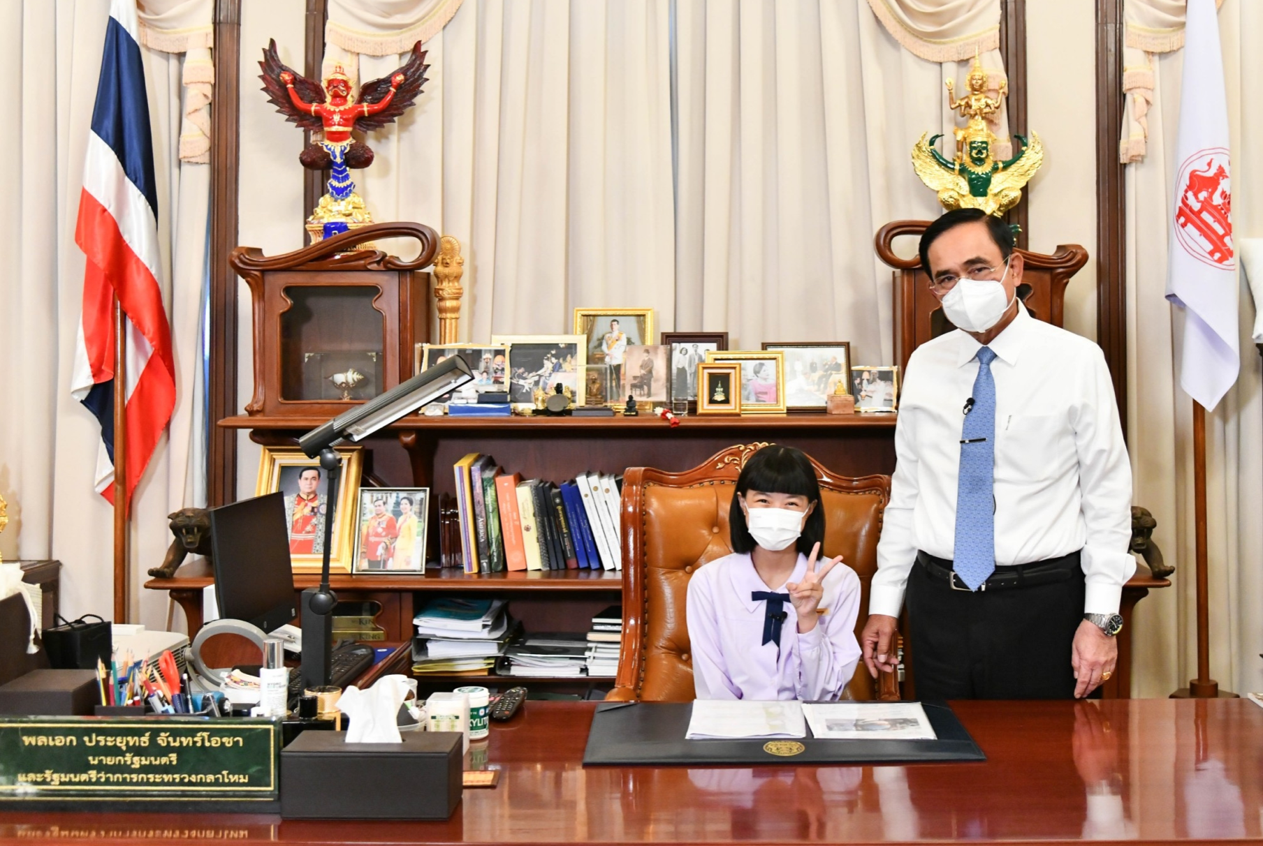นายกฯเปิดตึกไทยคู่ฟ้า-พาเด็กนั่งเก้าอี้นายกฯผ่านออนไลน์ รับวันเด็กแห่งชาติ