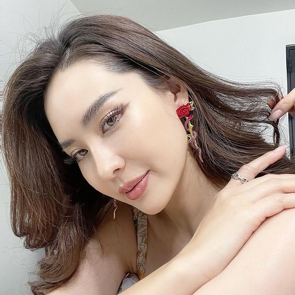 “นุ้ย สุจิรา” ตอบชัด หลังถูกโยงเป็นพิธีกรชอบแทรกแซงการทำงานคนอื่น (มีคลิป) 