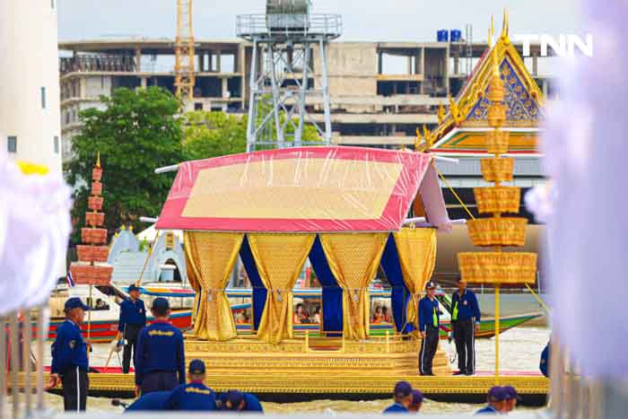 กองทัพเรือเตรียมความพร้อม ผูกทุ่นประกอบกาพย์เห่เรือเฉลิมพระเกียรติในหลวง กองทัพเรือเตรียมความพร้อม ผูกทุ่นประกอบกาพย์เห่เรือเฉลิมพระเกียรติในหลวง