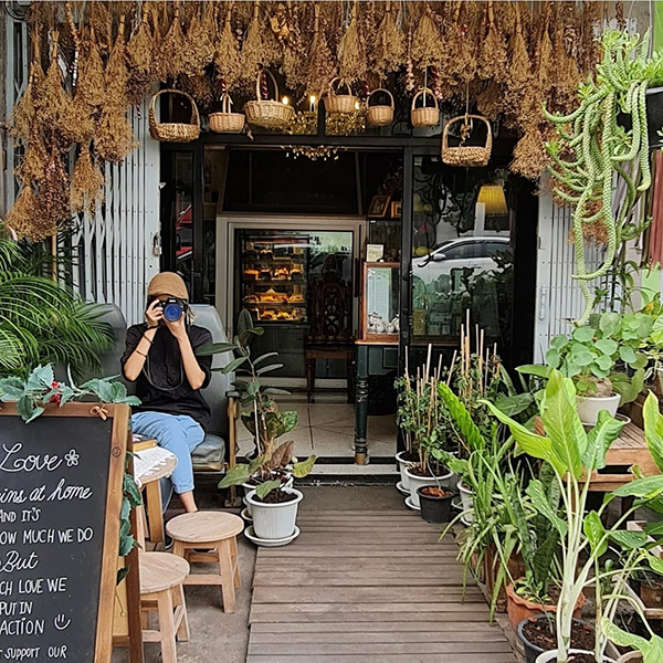 10 คาเฟ่ย่านธนบุรีถ่ายรูปสวย ย่านกรุงเก่าที่ห้ามพลาด 10 คาเฟ่ย่านธนบุรีถ่ายรูปสวย ย่านกรุงเก่าที่ห้ามพลาด