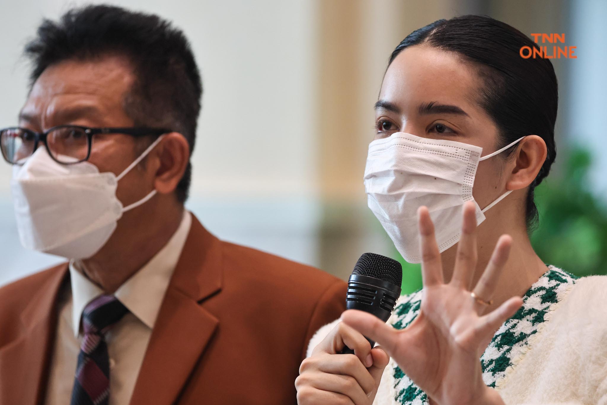 “นารา เครปกะเทย” ร้อง ก.ยุติธรรม ช่วยไกล่เกลี่ยลูกค้ากล่องสุ่ม ยืนยันพร้อมใช้หนี้ทุกคน แต่ขอเวลาหาเงิน