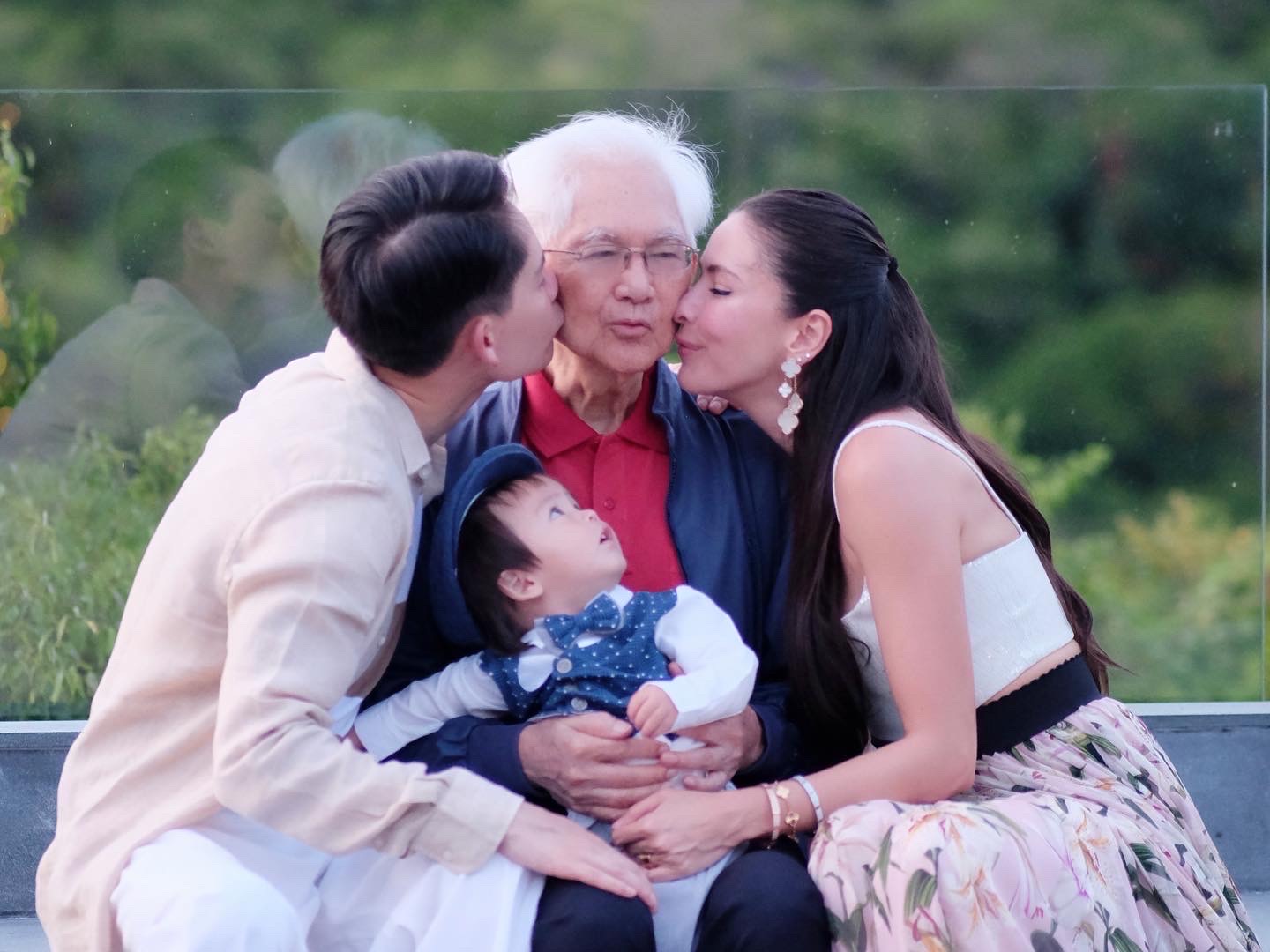 “กรณ์ - ริต้า” จัดแฟมมิลี่ทริปครอบครัวสุขสันต์ พร้อมเซอร์ไพรส์วันเกิด “กพ ณรงค์เดช” “กรณ์ - ริต้า” จัดแฟมมิลี่ทริปครอบครัวสุขสันต์ พร้อมเซอร์ไพรส์วันเกิด “กพ ณรงค์เดช”