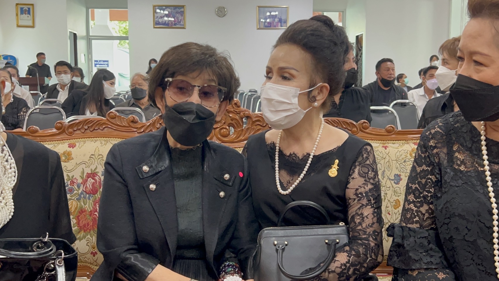  “ตุ๊ กาญจนา” ภรรยา แอ๊ด สมบัติ เผยคำพูดสุดท้ายก่อนจากไป
