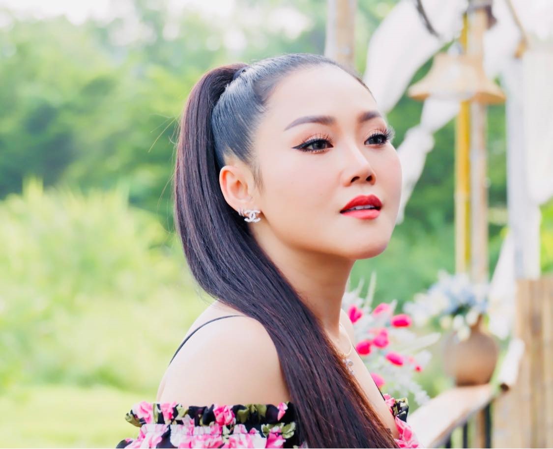 หญิง ธิติกานต์ ผ่าตัดจี้ไฟฟ้าหัวใจ ปลอดภัยแล้ว ขอบคุณแฟนเพลงที่เป็นห่วง หญิง ธิติกานต์ ผ่าตัดจี้ไฟฟ้าหัวใจ ปลอดภัยแล้ว ขอบคุณแฟนเพลงที่เป็นห่วง