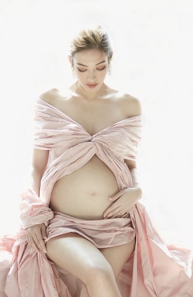แป้ง อรจิรา อุ้มท้องลูกสาว 28 สัปดาห์ อวดแฟชั่นสุดแซ่บ