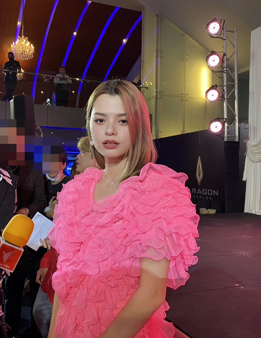 เบ็คกี้ รีเบคก้า ปลื้มสื่อต่างชาติให้ความสนใจ กระแส ฟรีน-เบ็คกี้ ดังไกลถึงต่างประเทศ  