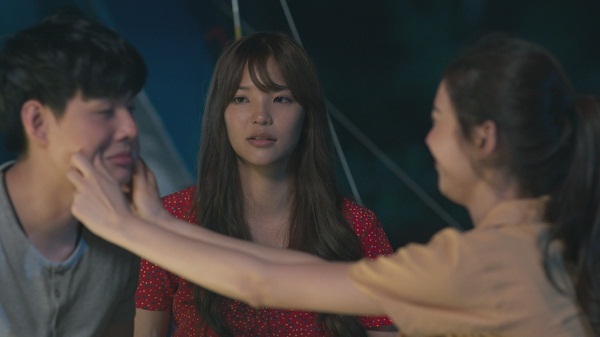คู่ไฟท์ไฝว้ผี EP6 อ๊อฟเสียใจที่รู้ว่าน้ำหวานไม่ได้ชอบตัวเอง (มีคลิป) คู่ไฟท์ไฝว้ผี EP6 อ๊อฟเสียใจที่รู้ว่าน้ำหวานไม่ได้ชอบตัวเอง (มีคลิป)