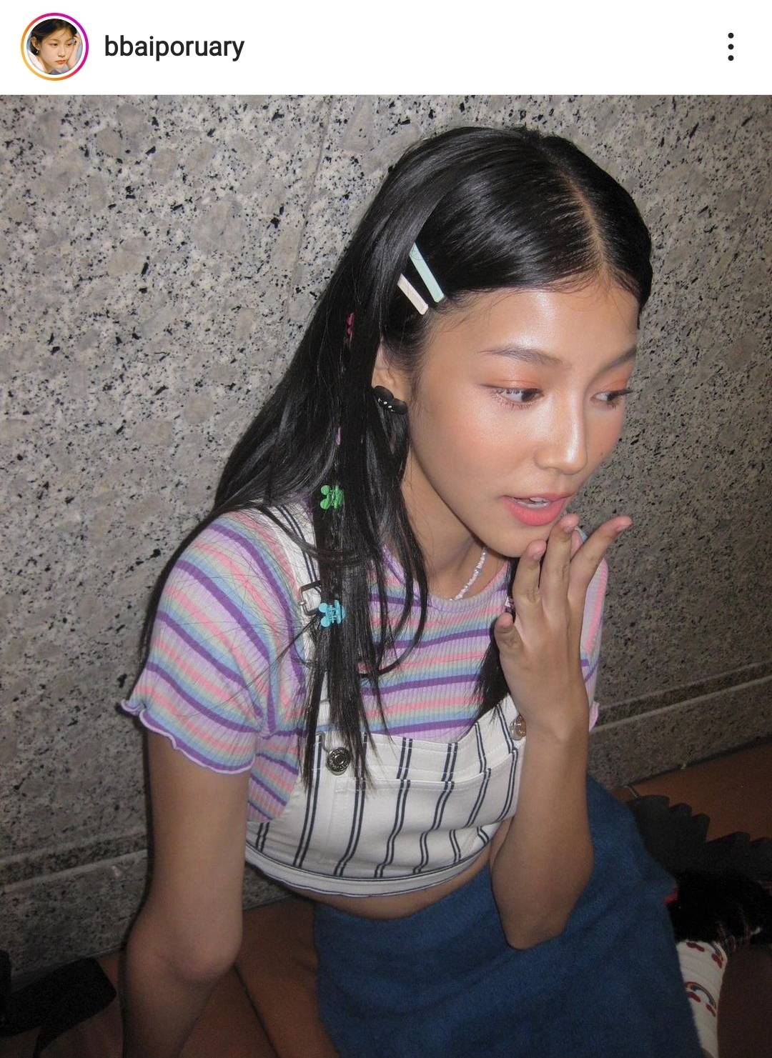 รู้จักเทรนด์ฮิต Y2K พร้อมส่องท่าโพสสุดปังจากเหล่าคนบันเทิง รู้จักเทรนด์ฮิต Y2K พร้อมส่องท่าโพสสุดปังจากเหล่าคนบันเทิง