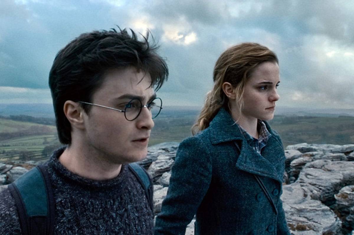 มีข่าวแว่วๆมาว่าได้มีการติดต่อ 3 นักแสดงนำให้กลับมาเล่นโปรเจ็คท์หนัง Harry Potter ภาคใหม่ มีข่าวแว่วๆมาว่าได้มีการติดต่อ 3 นักแสดงนำให้กลับมาเล่นโปรเจ็คท์หนัง Harry Potter ภาคใหม่