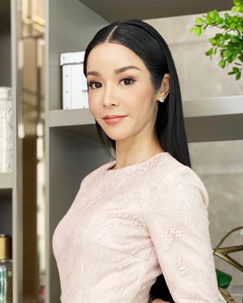 นาทีระทึก! นุ๊ก สุทธิดา เจอคนร้ายกำลังขนของภายในบ้านย่านลาดพร้าว นาทีระทึก! นุ๊ก สุทธิดา เจอคนร้ายกำลังขนของภายในบ้านย่านลาดพร้าว