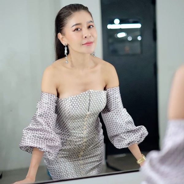 เป็กกี้ ศรีธัญญา มอบเงิน 1 แสน บริจาคมูลนิธิโรงพยาบาลศรีธัญญา เพื่อทำบุญวันคล้ายวันเกิด เป็กกี้ ศรีธัญญา มอบเงิน 1 แสน บริจาคมูลนิธิโรงพยาบาลศรีธัญญา เพื่อทำบุญวันคล้ายวันเกิด