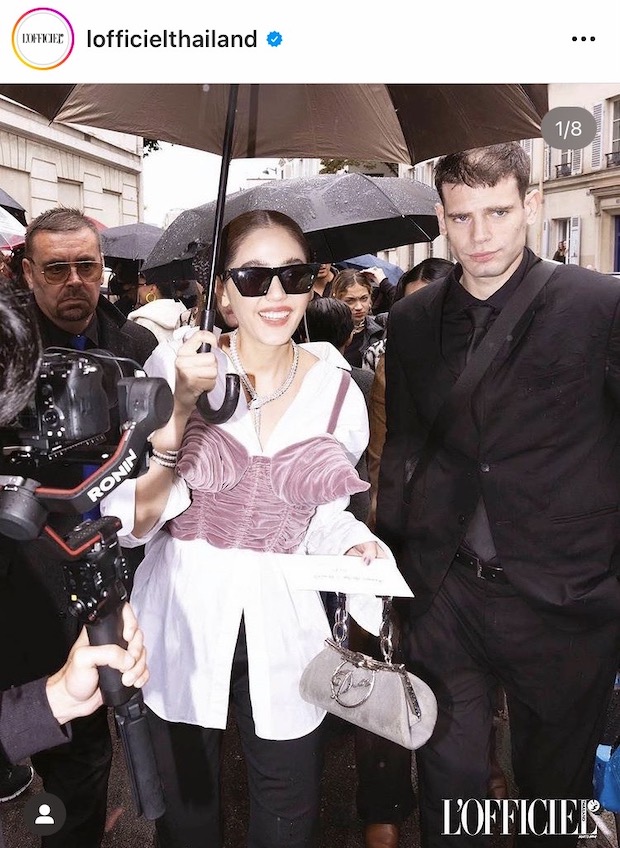 ‘ชมพู่ อารยา’ ปะทะ ‘aespa’!! ฮอตทะลุฝนฟ้าร่วมชมแฟชั่นโชว์ที่ปารีส