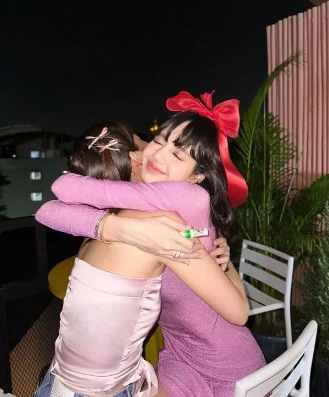 โดนตกอีกราย คริส เฮมส์เวิร์ธ ติดใจพลังความสดชื่นของยาดมไทย