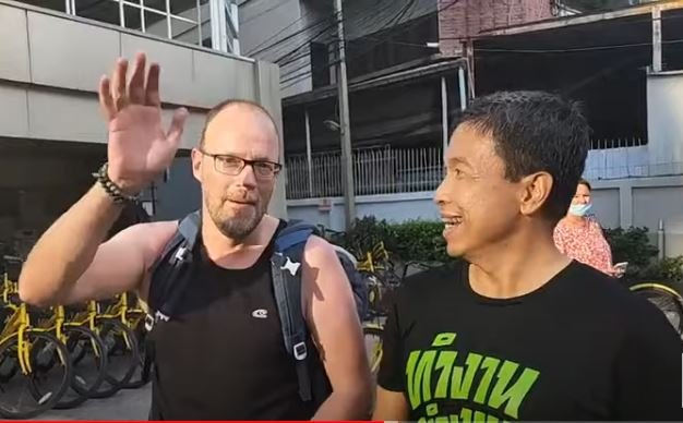 ‘ชัชชาติ’ พบนักท่องเที่ยวในกทม.เพิ่มขึ้น ย้ำคนกรุงอย่าประมาทใส่แมสก์ ‘ชัชชาติ’ พบนักท่องเที่ยวในกทม.เพิ่มขึ้น ย้ำคนกรุงอย่าประมาทใส่แมสก์