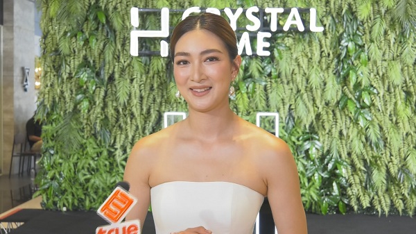 “แพนเค้ก” เดินสายเข้าวัด รับชุดที่ใส่แล้วถนัดที่สุดคือ ชุดทำบุญ   (มีคลิป)