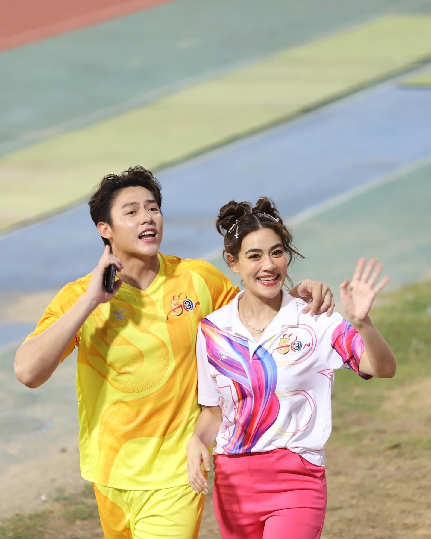 รวมช็อตเด็ด คนคลั่งรัก เปลี่ยนงานบอลให้หวานจนเหมือนงานแต่ง