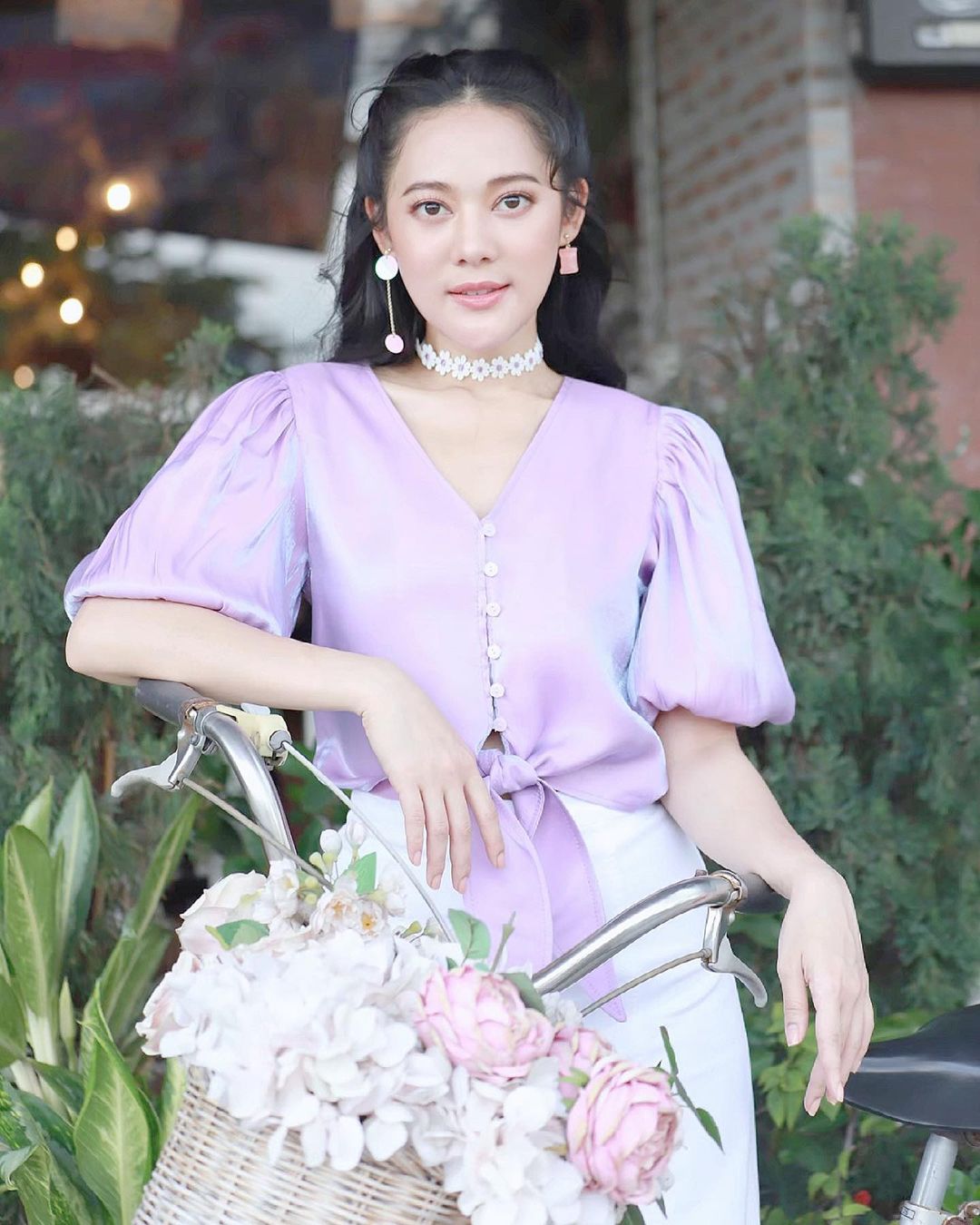 นางฟ้าจิตอาสา “ทับทิม อัญรินทร์” ทำอาหารส่งโรงพยาบาลสนาม (มีคลิป)