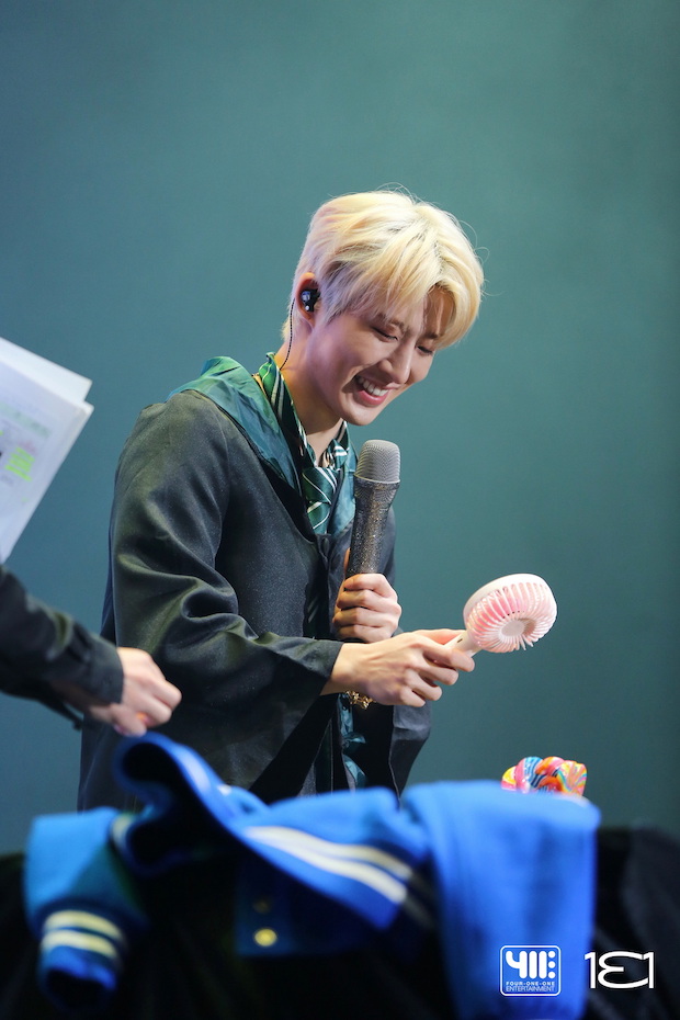 ฟินล้นใจ!! ประมวยภาพ ’B.I’ คัมแบ็กไทยเสิร์ฟความรักในแฟนมีตเดี่ยวครั้งแรก ฟินล้นใจ!! ประมวยภาพ ’B.I’ คัมแบ็กไทยเสิร์ฟความรักในแฟนมีตเดี่ยวครั้งแรก