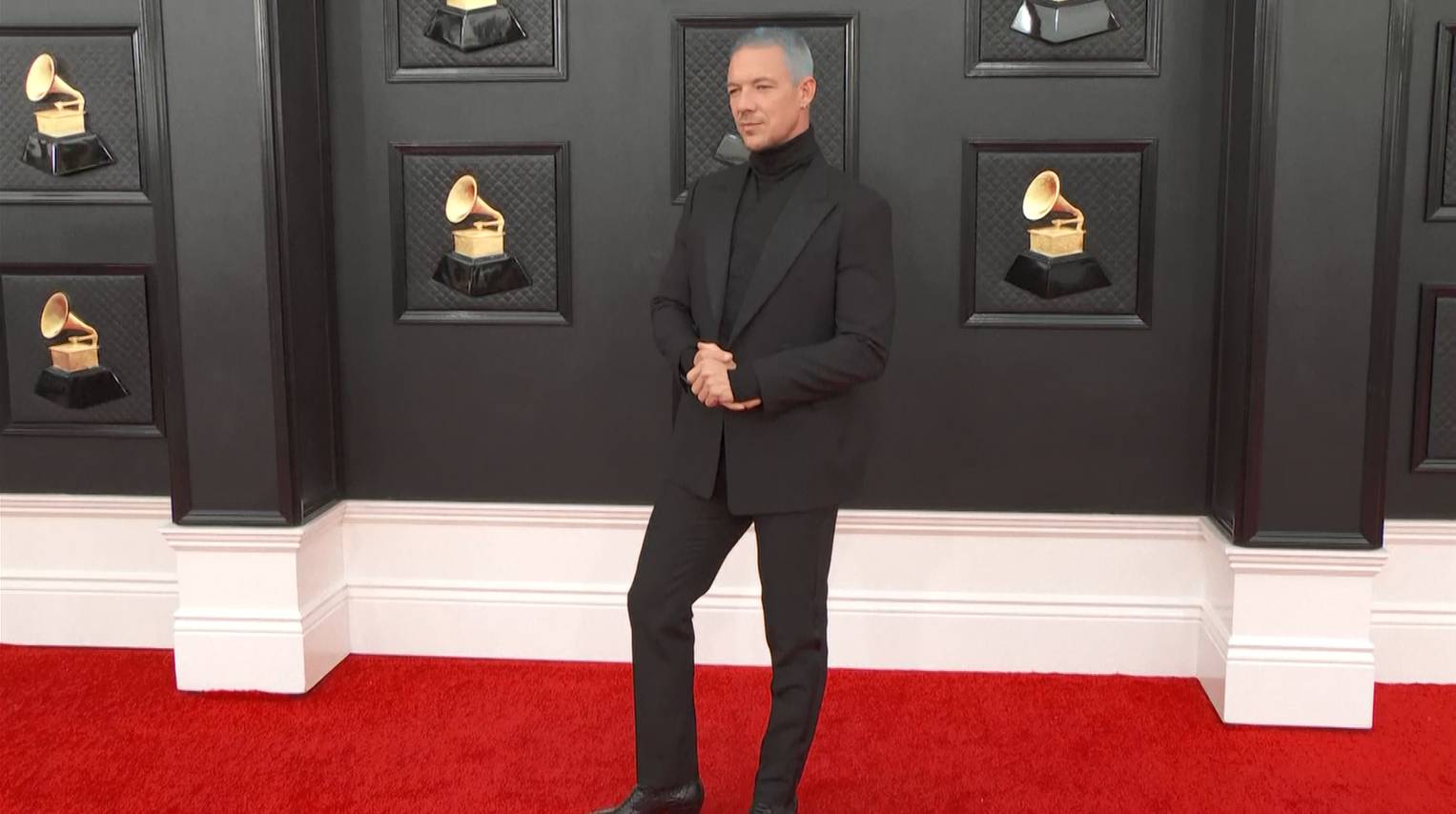 บิลลี ไอลิช, โอลิเวีย รอดริโก และ ดัว ลิปา นำทีมศิลปินเฉิดฉายบนพรมแดงงาน Grammy Awards ครั้งที่ 64 บิลลี ไอลิช, โอลิเวีย รอดริโก และ ดัว ลิปา นำทีมศิลปินเฉิดฉายบนพรมแดงงาน Grammy Awards ครั้งที่ 64