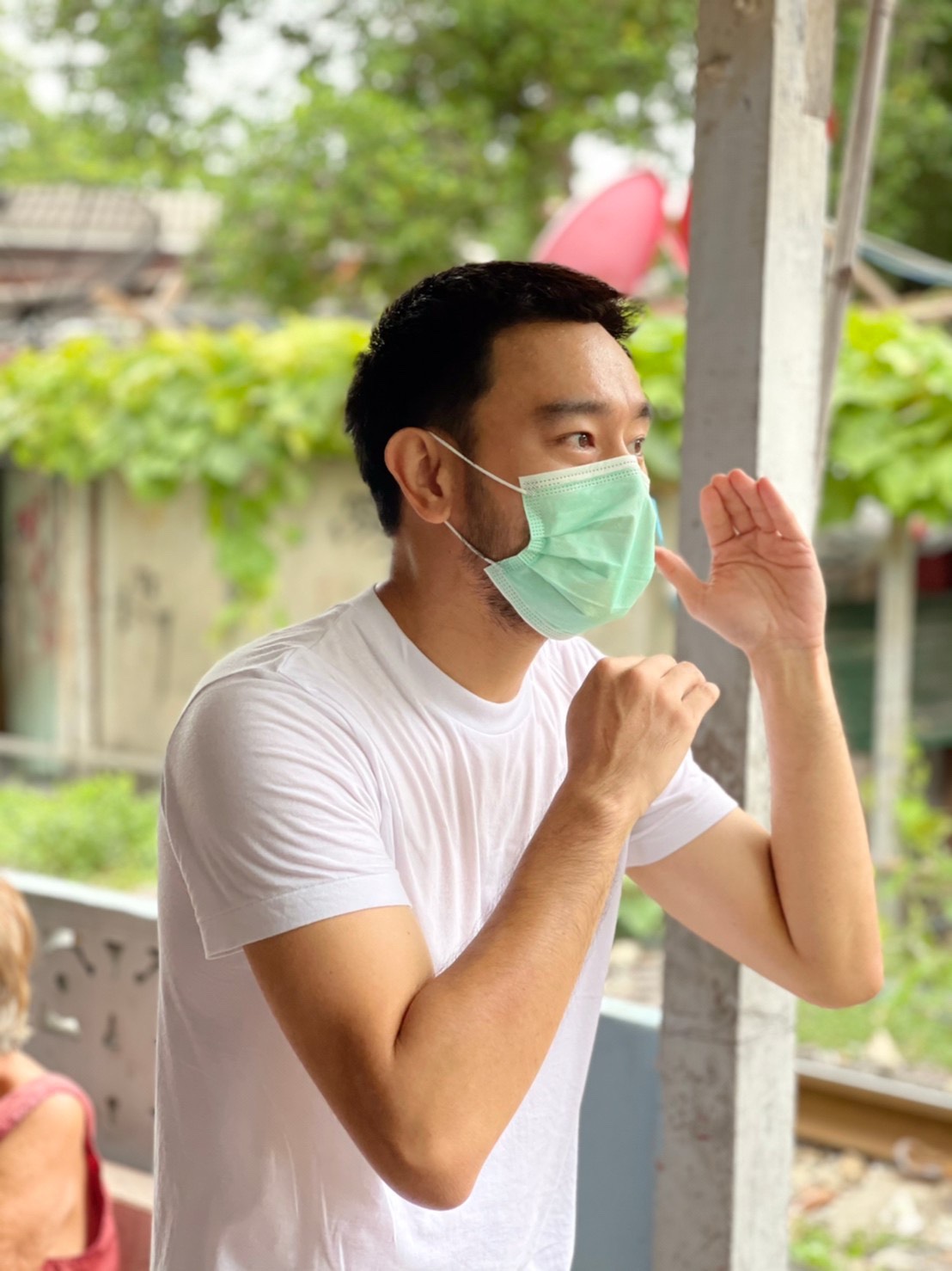 เต๊ะ ศตวรรษ  หันมาจับธุรกิจ พ่นยาฆ่าเชื้อ เพราะอยากช่วยเหลือสังคม