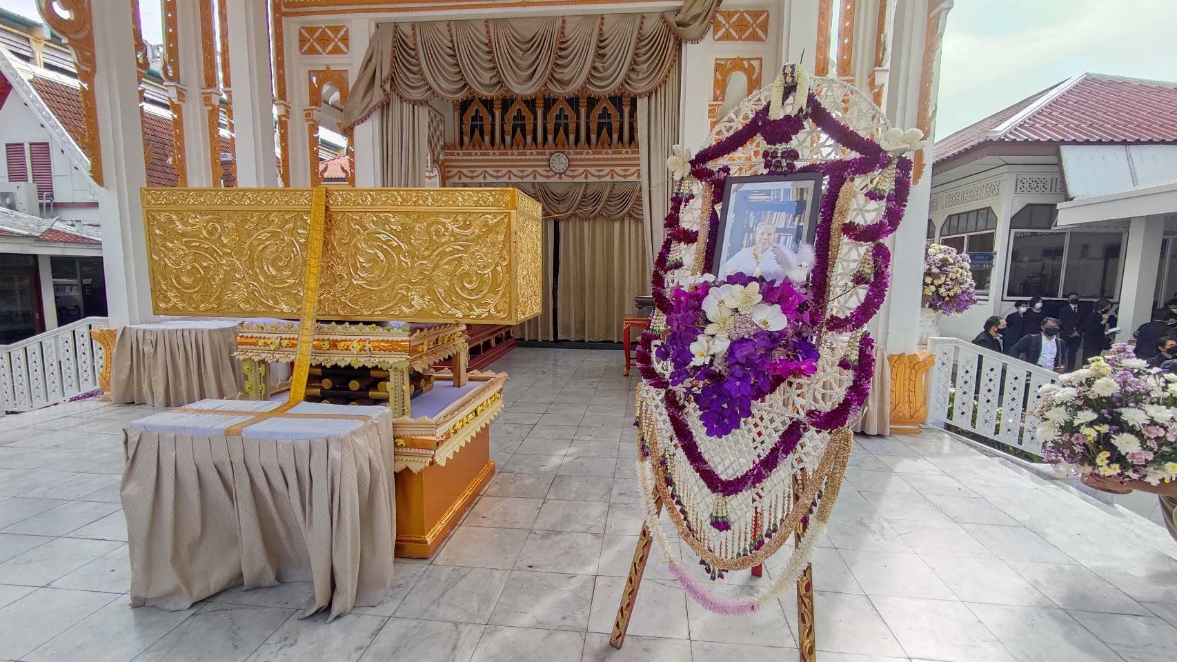 สุดอาลัยเป็นครั้งสุดท้าย พิธีพระราชทานเพลิงศพ ”ทมยันตี” สุดอาลัยเป็นครั้งสุดท้าย พิธีพระราชทานเพลิงศพ ”ทมยันตี”