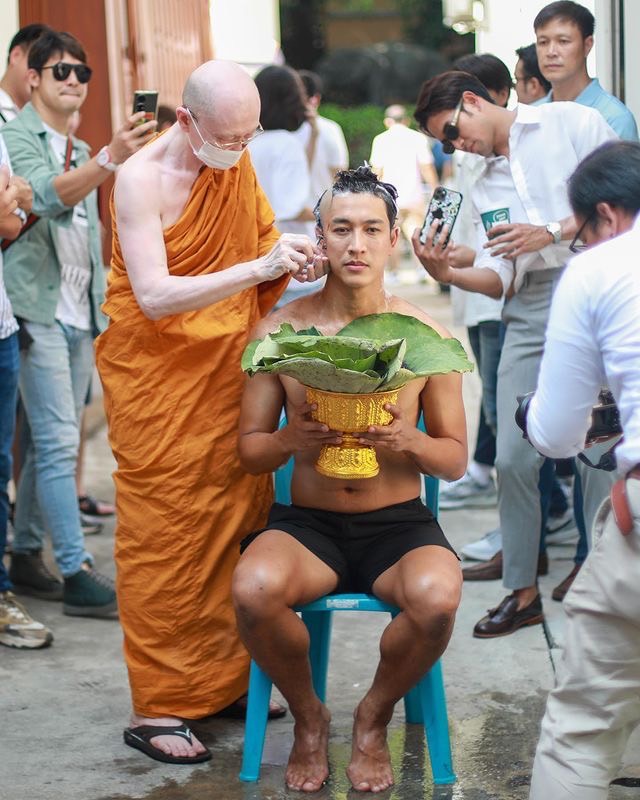 อนุโมทนาบุญ กอล์ฟ อนุวัฒน์  ก้าวเข้าสู่รั้วพระธรรมเรียบร้อยแล้ว กับงานบวชสุดเรียบง่าย