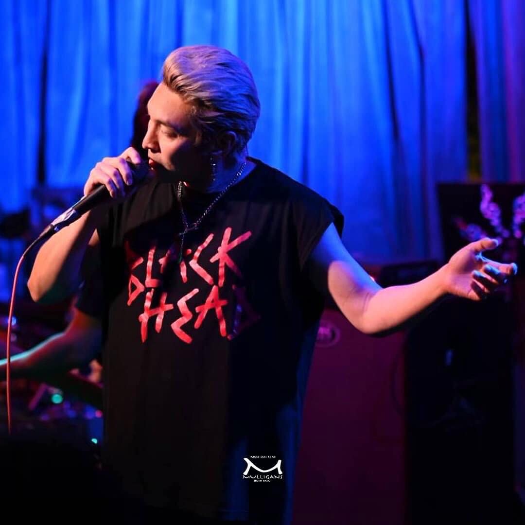 ปู แบล็คเฮด คัมแบ็คเพลงแปลง ทรงอย่างแบด แพ้อย่างบ่อย พร้อมท่าเต้นสุดฮา!! ปู แบล็คเฮด คัมแบ็คเพลงแปลง ทรงอย่างแบด แพ้อย่างบ่อย พร้อมท่าเต้นสุดฮา!!