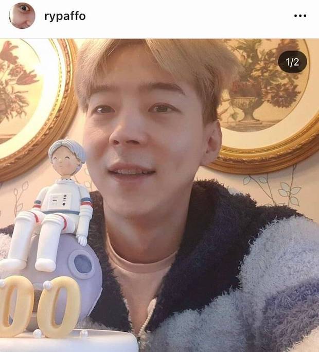 คุมตัว ‘พัคยูฮวาน’!! น้องชาย ‘พัคยูชอน’ เจอข้อหาเสพกัญชา คุมตัว ‘พัคยูฮวาน’!! น้องชาย ‘พัคยูชอน’ เจอข้อหาเสพกัญชา