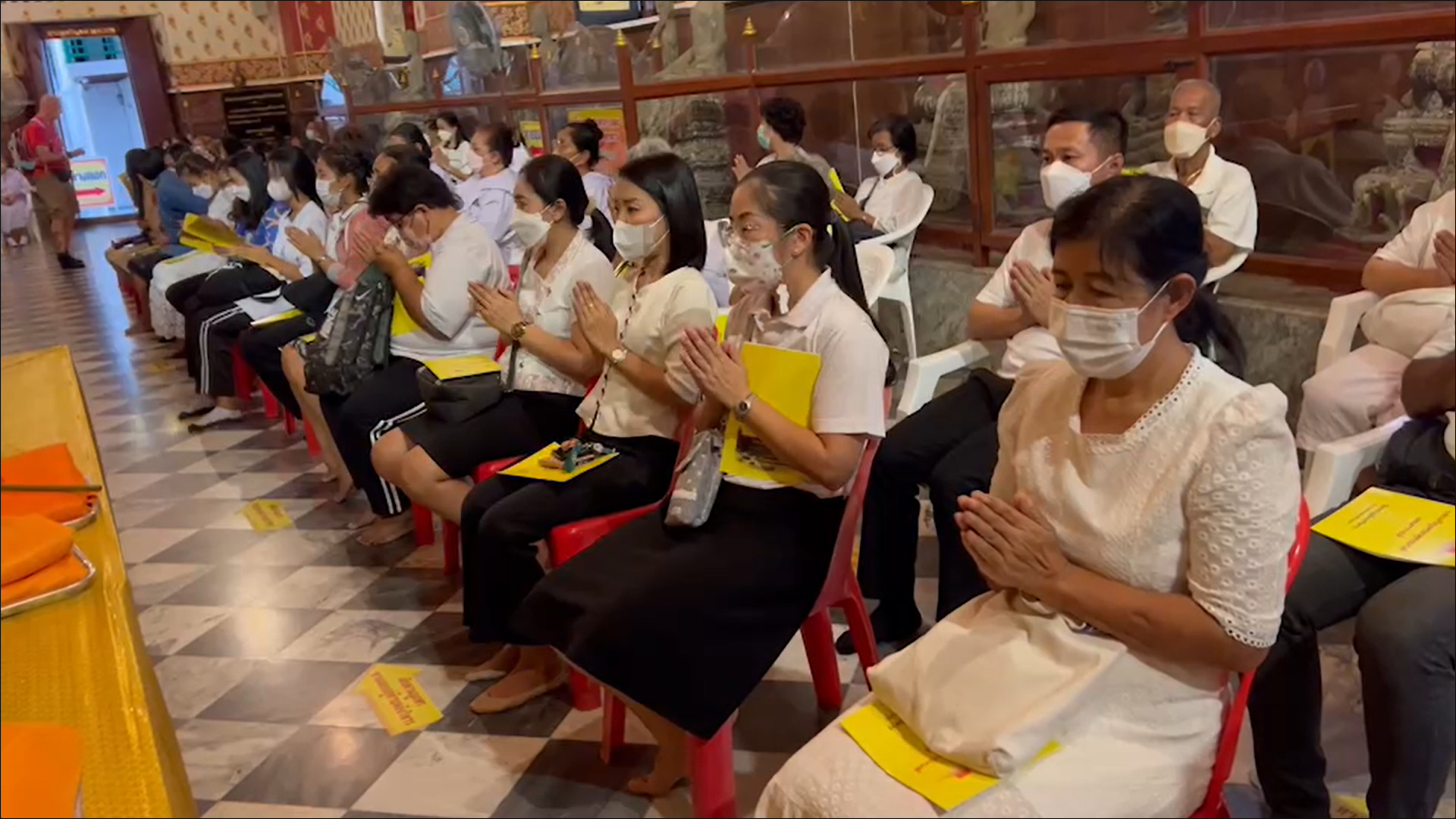 พระสงฆ์-พสกนิกร อยุธยา ร่วมสวดเจริญพระพุทธมนต์ ถวายพระพร แด่ เจ้าฟ้าพัชรกิติยาภาฯ พระสงฆ์-พสกนิกร อยุธยา ร่วมสวดเจริญพระพุทธมนต์ ถวายพระพร แด่ เจ้าฟ้าพัชรกิติยาภาฯ