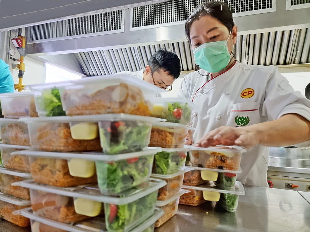 CPF คว้า SOS Awards 2023 สนับสนุนอาหารส่วนเกิน คุณภาพปลอดภัย ส่งมอบชุมชน-กลุ่มเปราะบาง ทั่ว กทม.