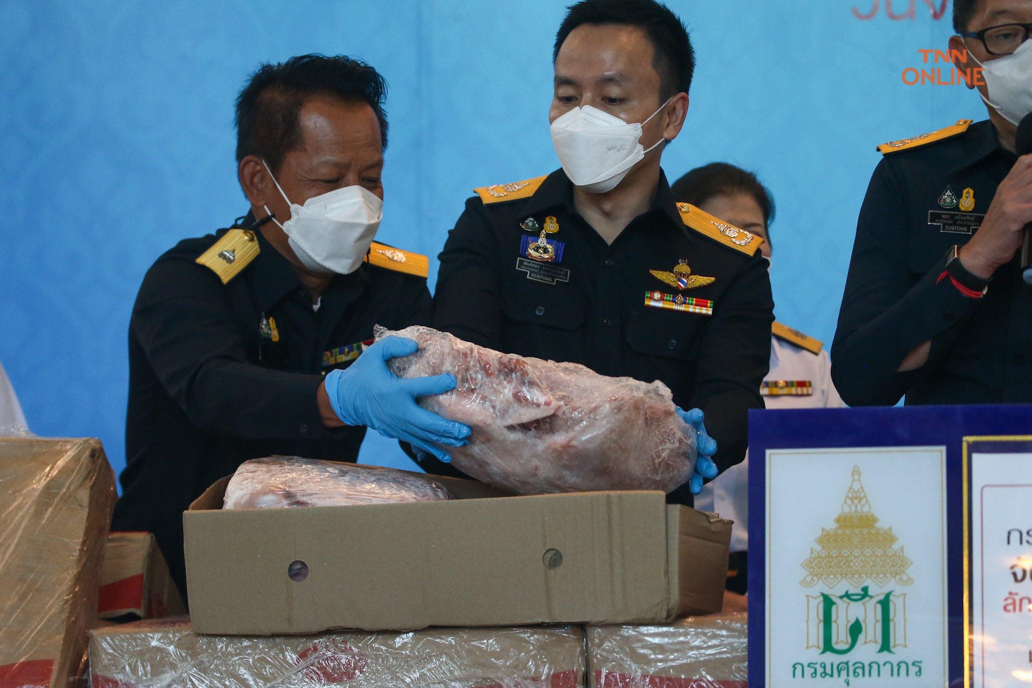 กรมศุลกากรแถลงจับเนื้อหมูลักลอบนำเข้ากว่า 35,000 กก. หวั่นโรคระบาด กรมศุลกากรแถลงจับเนื้อหมูลักลอบนำเข้ากว่า 35,000 กก. หวั่นโรคระบาด