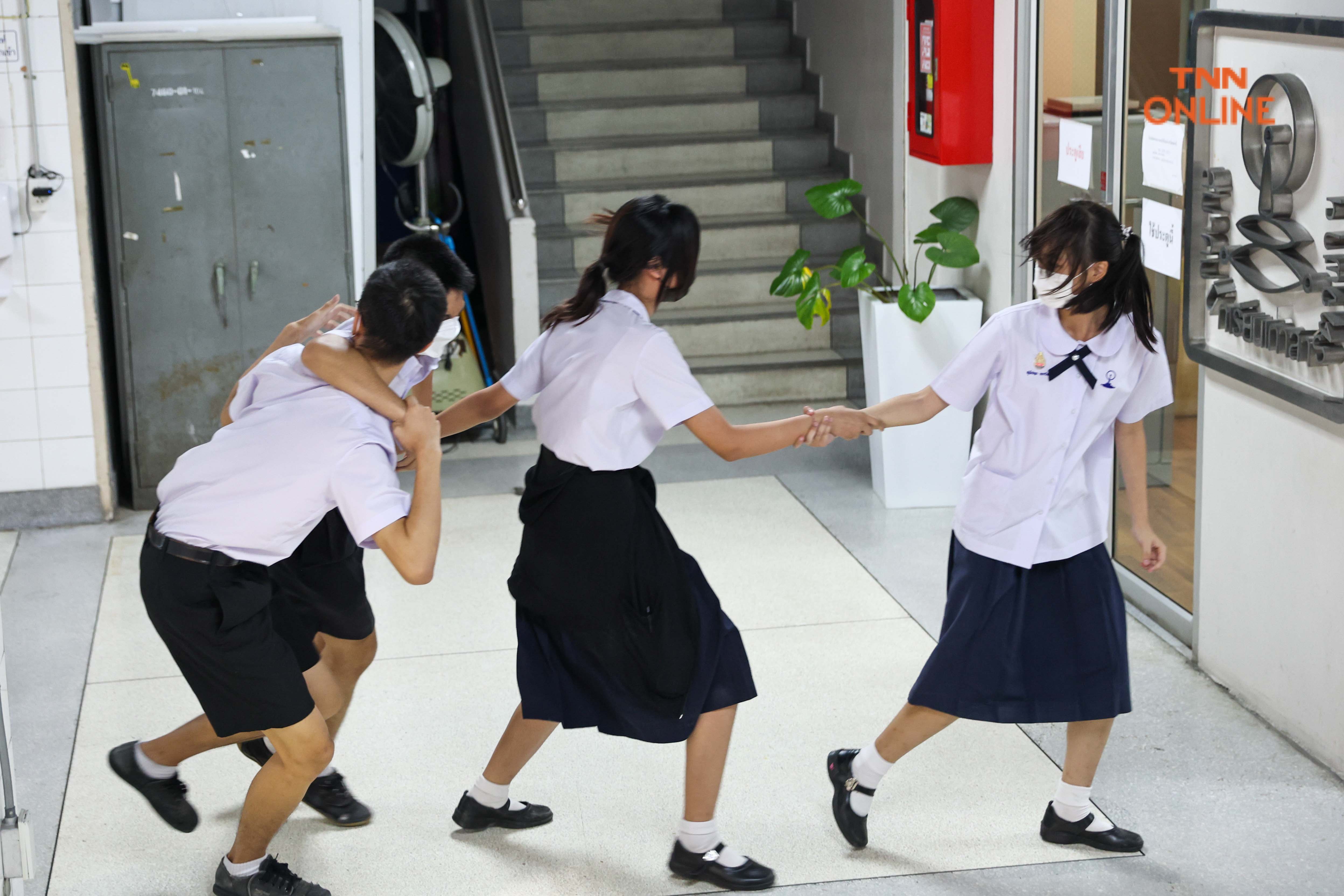จําลองเหตุการณ์ “หนี ซ่อน สู้“เอาตัวรอดในสถานการณ์ฉุกเฉิน(กราดยิง)