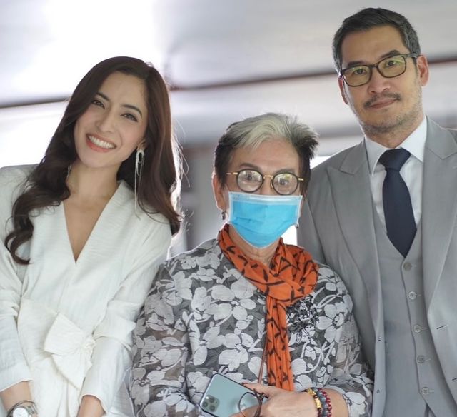 แม่รอหนูอยู่นะ พิ้งกี้ สาวิกา