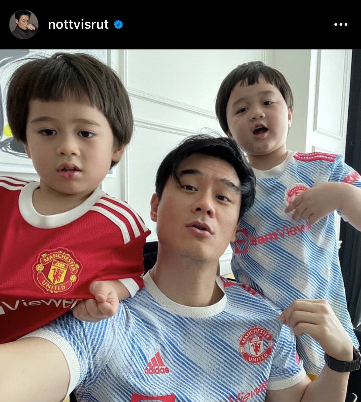 แฟนคลับกรี๊ดสนั่น! น็อต วิศรุต เผยภาพมาในลุคนายแบบสุดเท่ แฟนคลับกรี๊ดสนั่น! น็อต วิศรุต เผยภาพมาในลุคนายแบบสุดเท่