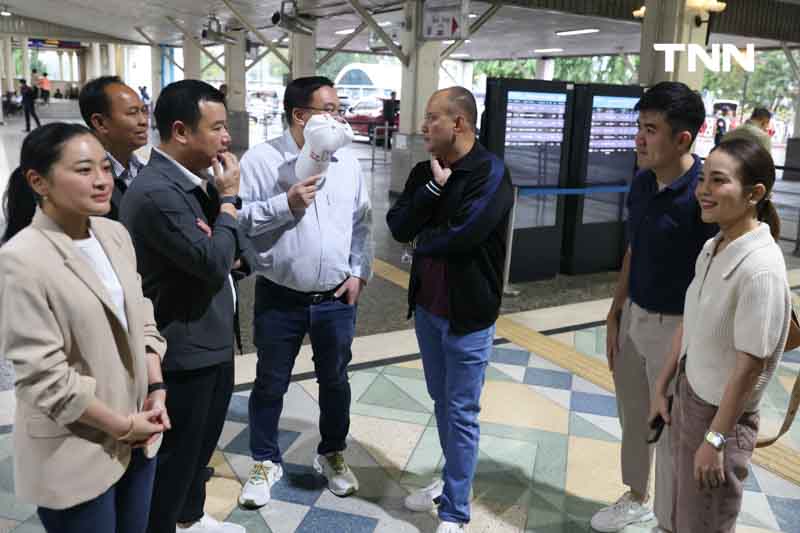 นายกฯร่วมเดินทางโดยรถไฟ นำสมาชิกพรรคเพื่อไทยร่วมเสวนาที่หัวหิน นายกฯร่วมเดินทางโดยรถไฟ นำสมาชิกพรรคเพื่อไทยร่วมเสวนาที่หัวหิน