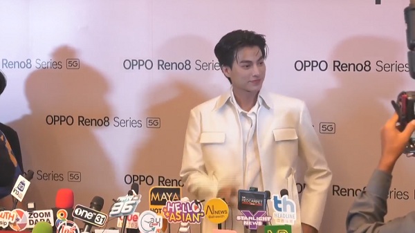 “กลัฟ คณาวุฒิ” ยิ้มรับกระแสแฟนมีตตี้งเดี่ยวสุดปัง  (มีคลิป) 