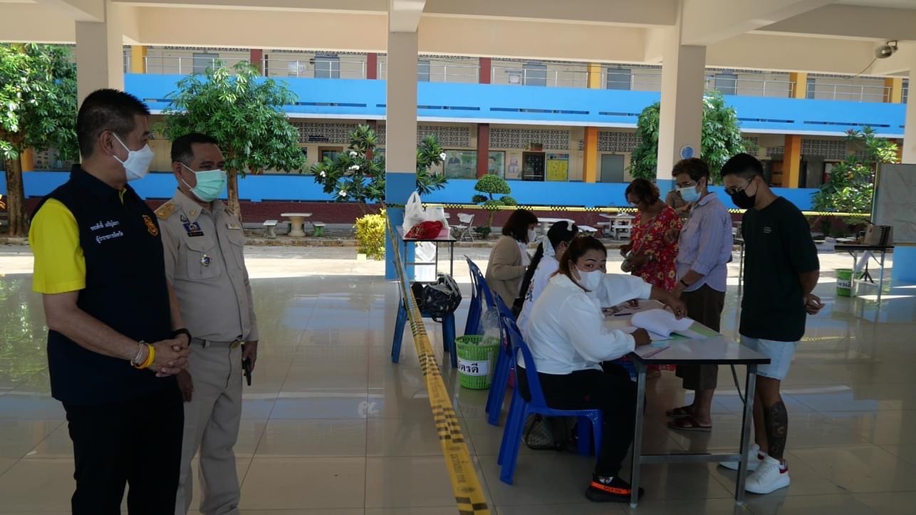 เลือกตั้ง 2566 ชวน หลีกภัย ใช้สิทธิลงคะแนนเสียง โรงเรียนวัดควนวิเศษ จ.ตรัง เลือกตั้ง 2566 ชวน หลีกภัย ใช้สิทธิลงคะแนนเสียง โรงเรียนวัดควนวิเศษ จ.ตรัง