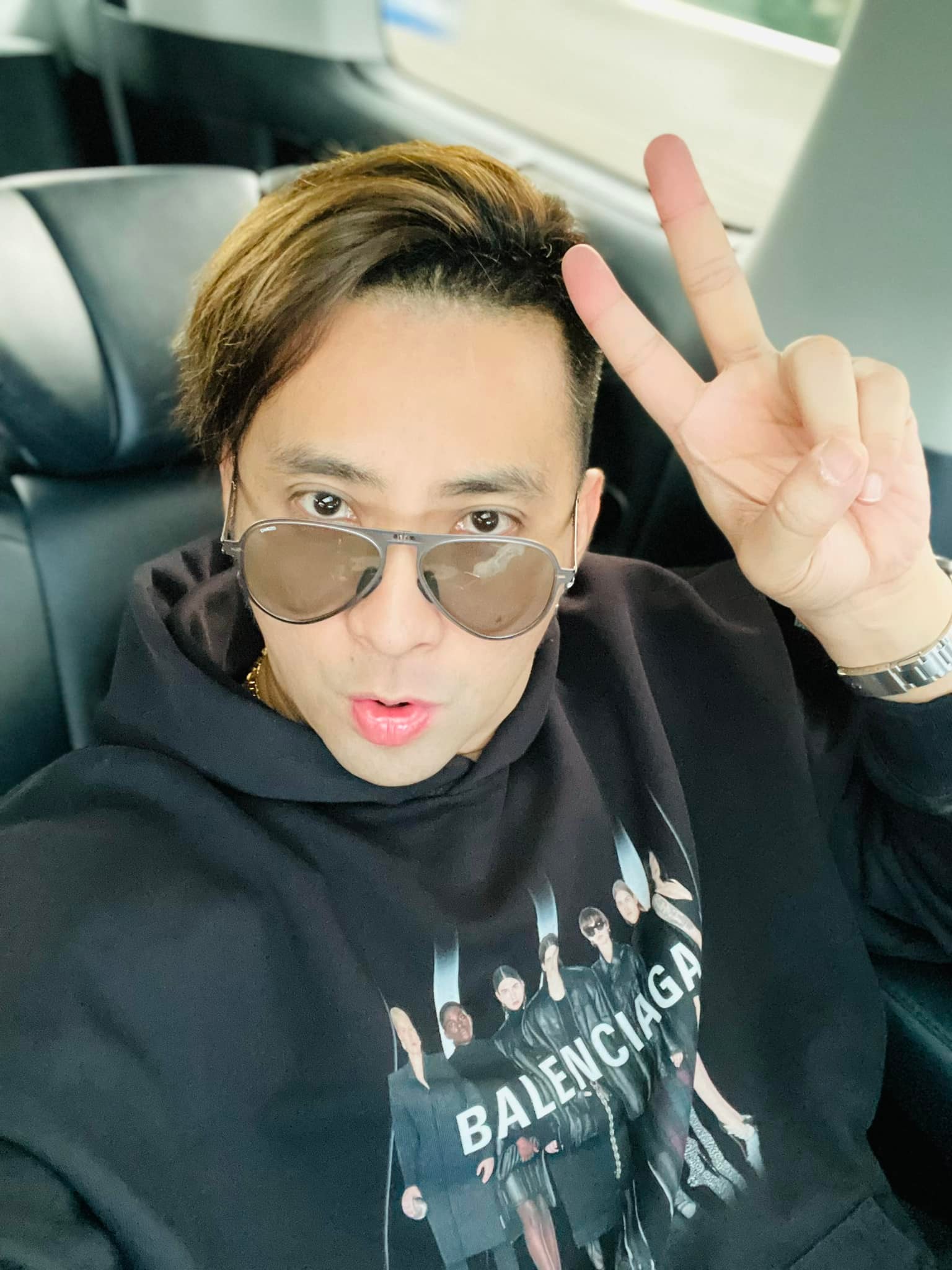 เคลื่อนไหวล่าสุด แฟนสาว โชค รถแห่ โพสต์ถามเคยเห็นมันสู้แบบหลังชนฝา หมาจนตรอกไหม??