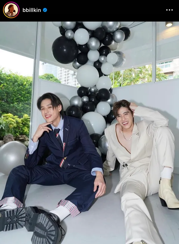 แฟนคลับล้นหลาม! พีพี-บิวกิ้น สู้สุดใจ ขึ้นโชว์งานเทศกาลดนตรีใหญ่ในจีน แฟนคลับล้นหลาม! พีพี-บิวกิ้น สู้สุดใจ ขึ้นโชว์งานเทศกาลดนตรีใหญ่ในจีน