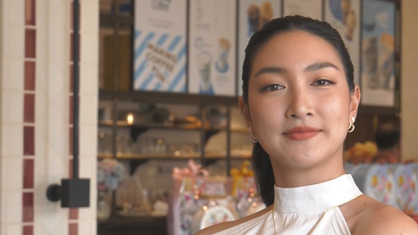  “แพนเค้ก” เผย “หม่อมน้อย” ยื่นบทสำคัญพลิกคาแรกเตอร์เป็นโสเภณี  (มีคลิป)