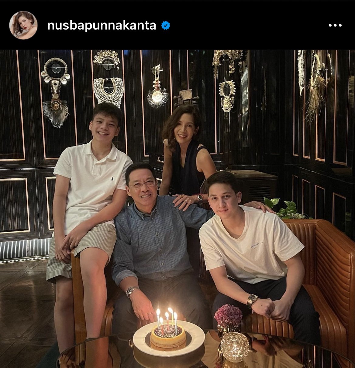 เปิดภาพสุดอบอุ่น นุสบา พาลูกชายมอบของขวัญให้คุณยายในวันปีใหม่