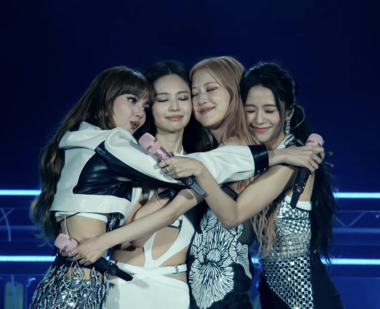 เทียบกันจะ ๆ โชว์ BLACKPINK Coachella 2023 Week 2 ดีกว่าเดิม!!! 
