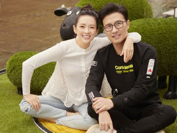 ชาวเน็ตจับตา!! 'จางซิยี่ - จินตง’ ถูกเก็บภาพอยู่ในรถด้วยกันยามวิกาล ชาวเน็ตจับตา!! 'จางซิยี่ - จินตง’ ถูกเก็บภาพอยู่ในรถด้วยกันยามวิกาล