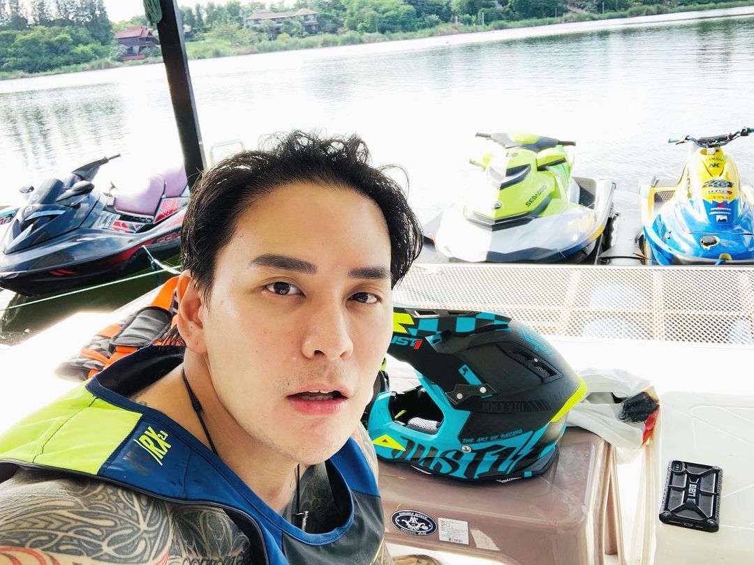 แทค ภรัญยู” เปิดแน่ถ้าหนัง 18+ ถูกกฏหมาย (มีคลิป) แทค ภรัญยู” เปิดแน่ถ้าหนัง 18+ ถูกกฏหมาย (มีคลิป)