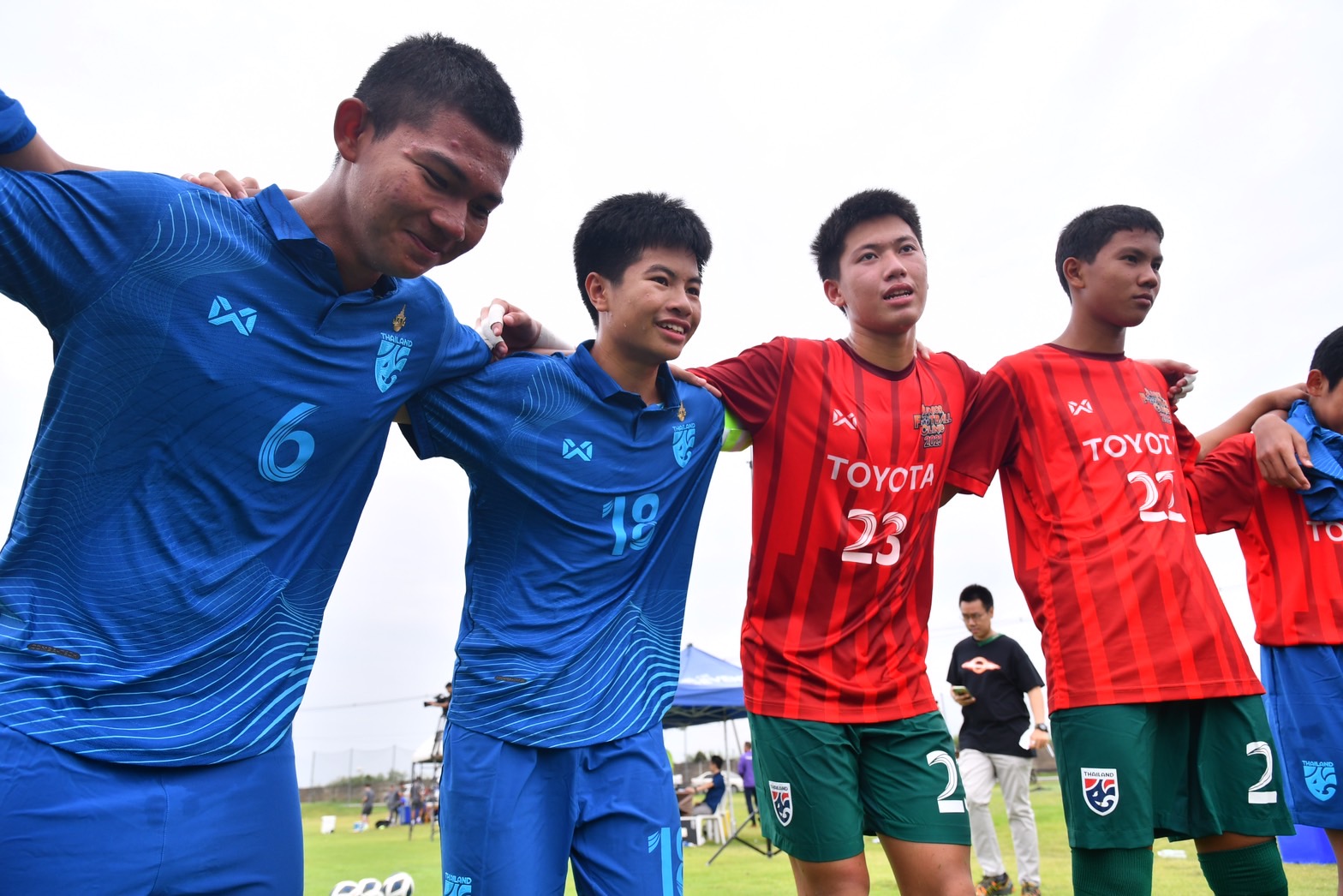 'ทีมชาติไทยU15' ดวลแข้ง 'ฮ่องกงU15' สานฝันเด็กไทยสู่เส้นทางฟุตบอลอาชีพ 'ทีมชาติไทยU15' ดวลแข้ง 'ฮ่องกงU15' สานฝันเด็กไทยสู่เส้นทางฟุตบอลอาชีพ